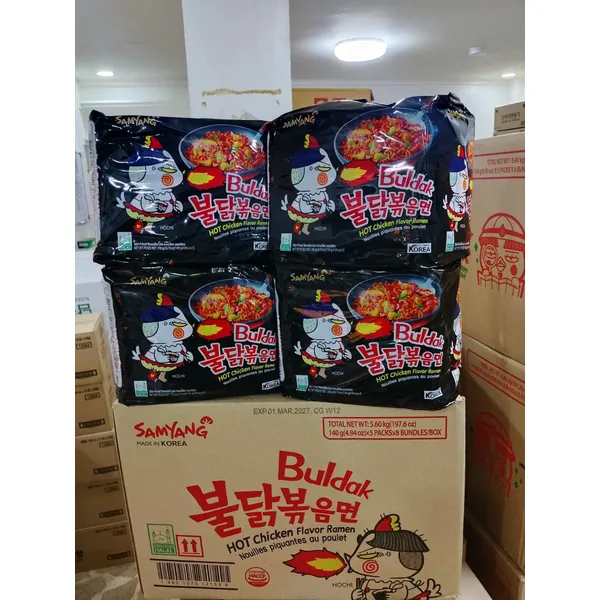 Samyang Buldak Original packet noodles retail packaging