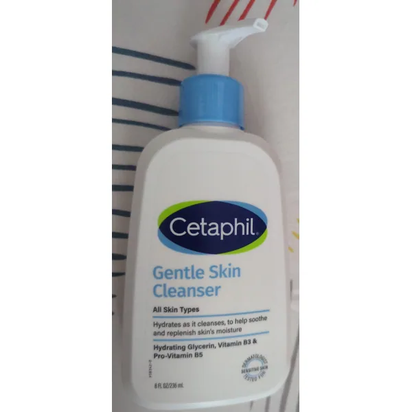 Cetaphil Gentle Skin Cleanser in 236 ml retail packaging