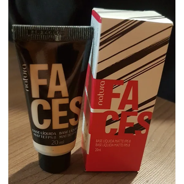 Natura Faces liquid matte foundation in 20 ml retail packaging
